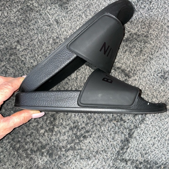 Balmain pool slides - Picture 4 of 7